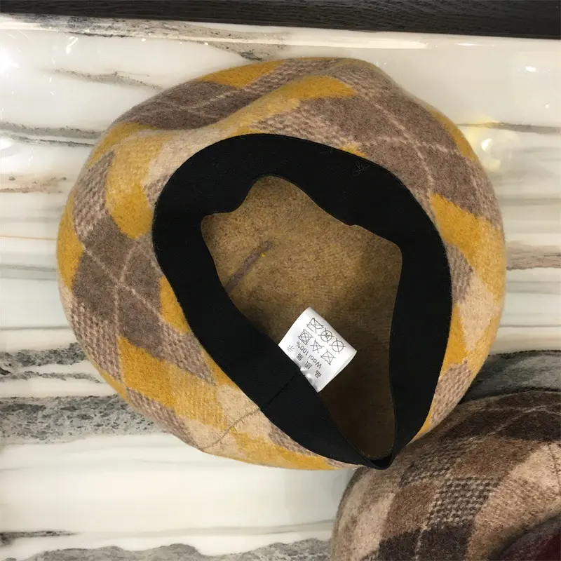 Autumn And Winter Beret Korean version Wool Bud Hat British Retro Trendy Hat Jacquard Plaid Warm Painter Hat