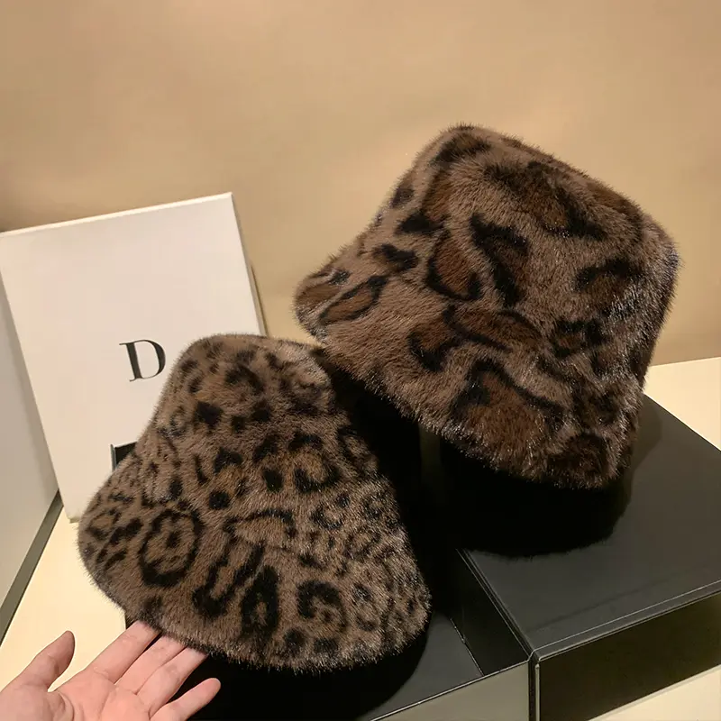 Leopard Print Fisherman Hat For Women, Autumn And Winter Plush Thick Warm Basin Hat, Fashionable Ear Protection Bucket Hat