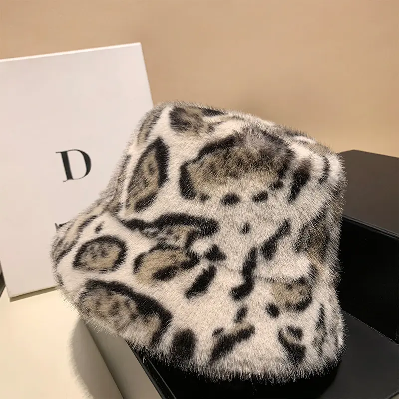 Leopard Print Fisherman Hat For Women, Autumn And Winter Plush Thick Warm Basin Hat, Fashionable Ear Protection Bucket Hat