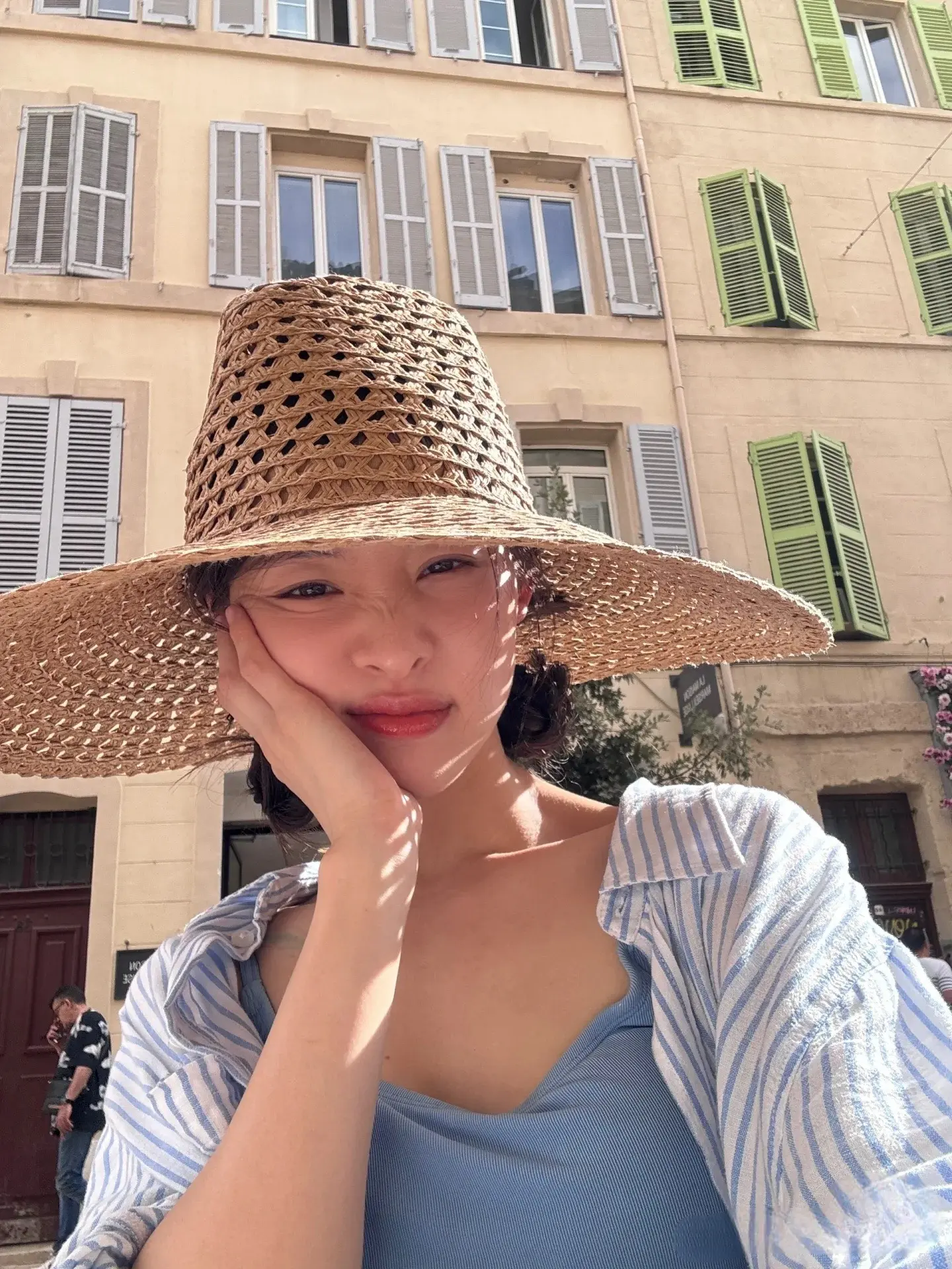 New Large brimmed Beach Vacation Beach Hat with Photo Atmosphere Hollow Sun Hat Outdoor Sunshade Hat for Women in Summer