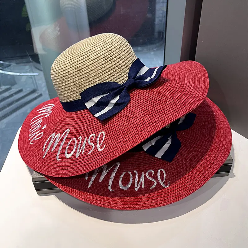 Large Brimmed Vacation Straw Hat for Women, Summer Beach Sun Protection and Sunshade Hat, Fashionable Bow Ribbon Sun Hat