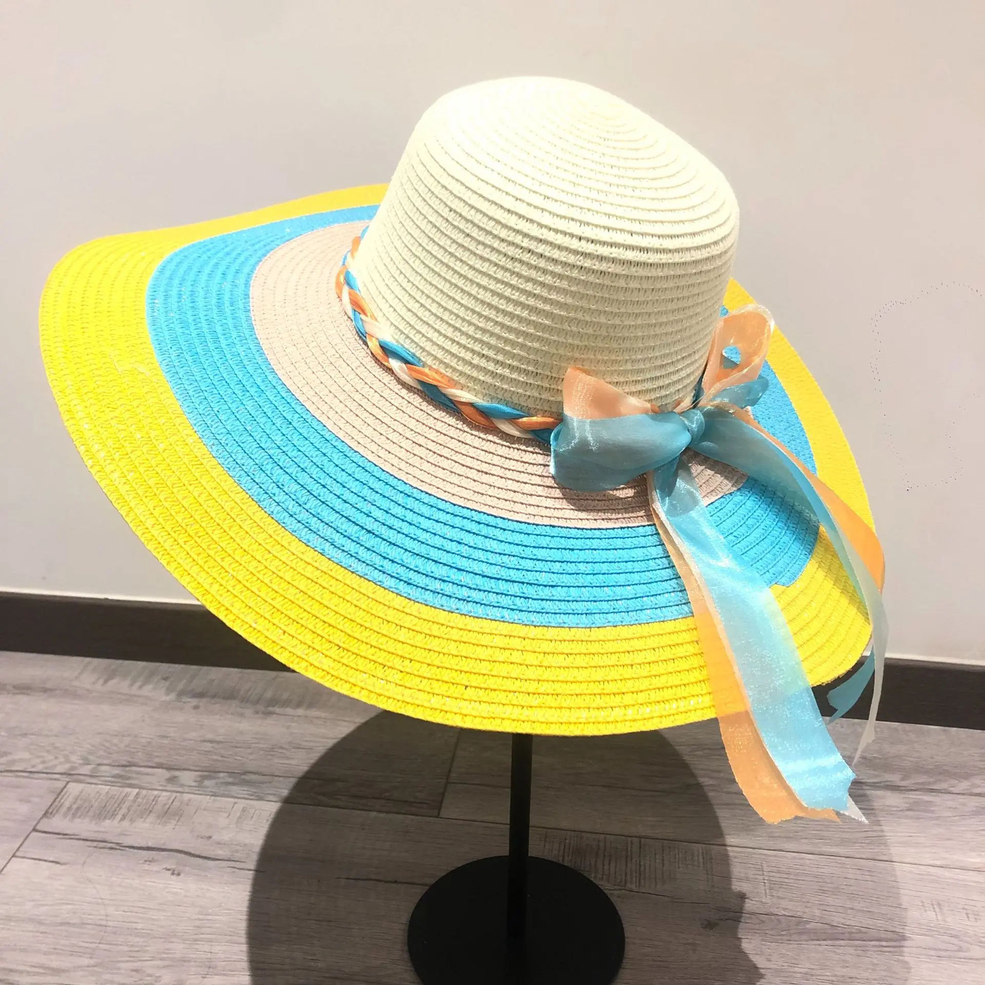 Straw Hat Women's Summer Sun Hat Beach Hat Beach Leisure Vacation Fashionable Sun Hat Folding Big Edge Rainbow Hat
