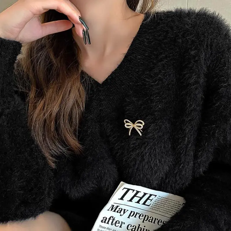Ins Style Bowknot Pearl Light Luxury Brooch High-end Female Anti-light Corsage Fashion Fixed Clothes Pin Jewelry Accessories