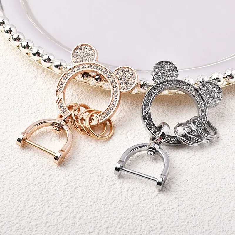 Fashion Rhinestones Horseshoe Buckle Key Chain Pendant Cartoon Anime Spring Key Ring Clasp For Car Keys Accessories