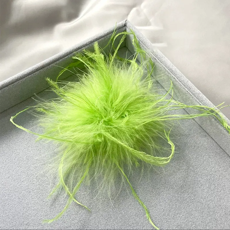 Luxury Ostrich Feather Brooch For Women Fashion Lapel Pins Hair Hat Accessories Vintage Floral Feathers Corsage Pin