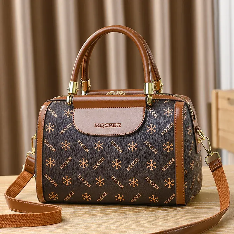 2024 New Fashion Large Capacity Pillow Bag Designer Lady Crossbody Bag Women's Versatile Handbag Women's Boston Shoulder Bag