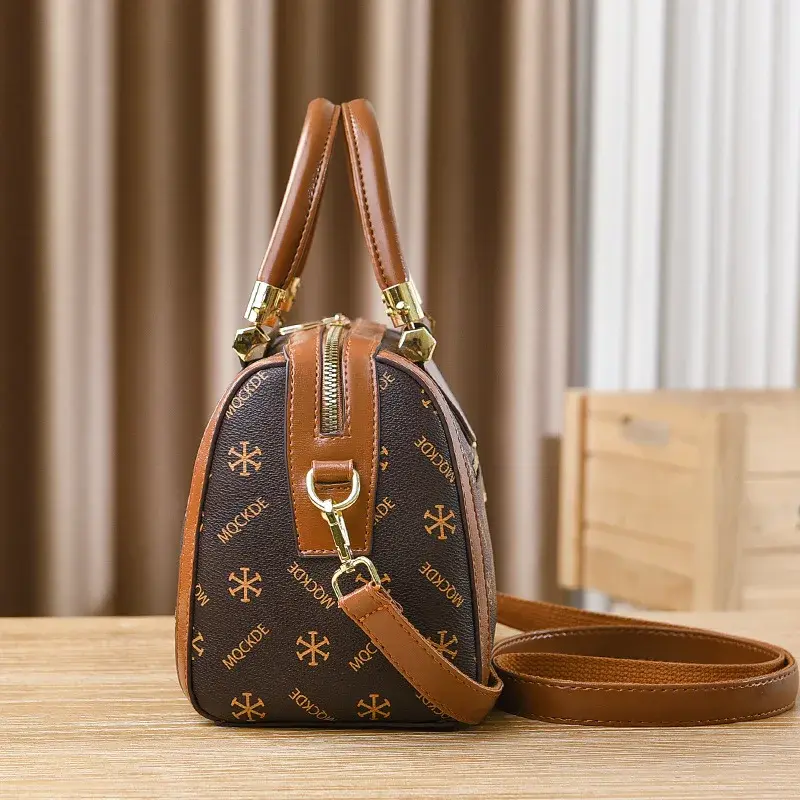 2024 New Fashion Large Capacity Pillow Bag Designer Lady Crossbody Bag Women's Versatile Handbag Women's Boston Shoulder Bag