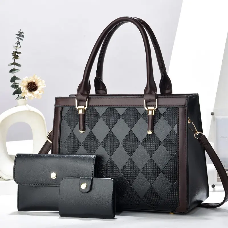 Soft Leather Women's Crossbody Bags Large Capacity Shoulder Handbags Purses with Pendants Trend Designer Casual Tote Bags