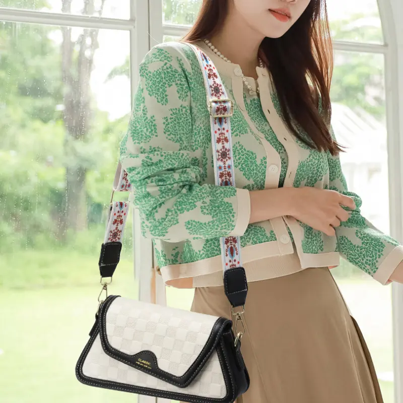 Fashion New Color Contrast Flip Women's Bag Summer Women's Shoulder Bags Versatile Women's Shopping Crossbody Bags Phone Bags
