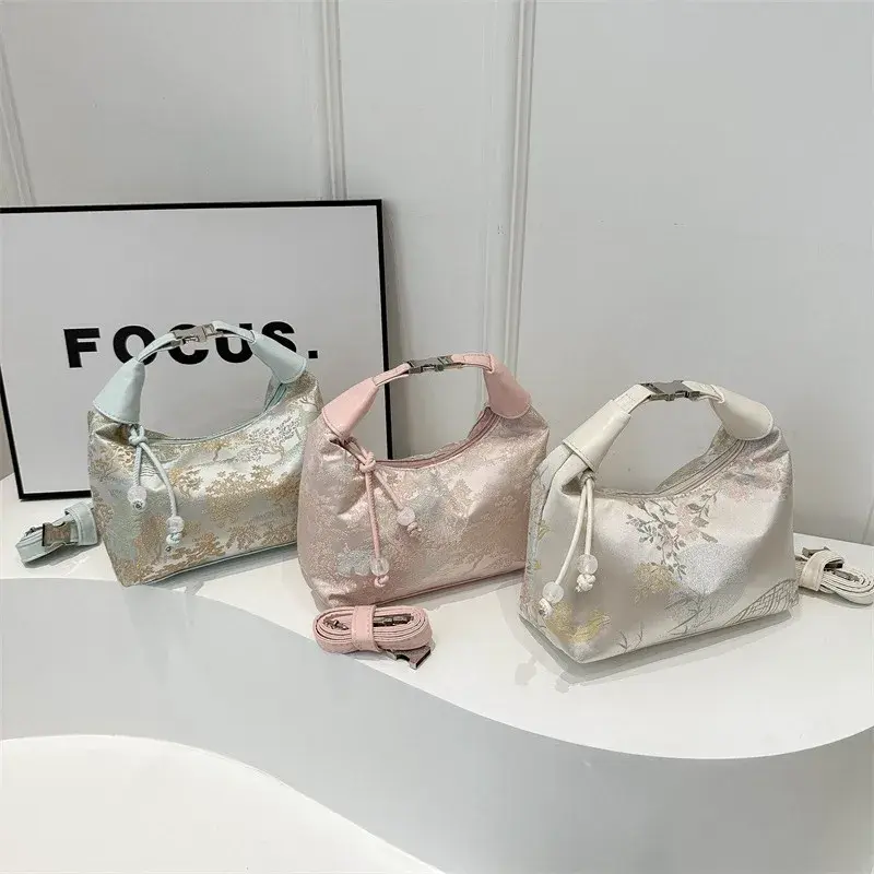 Fashion Versatile Chinese Style Bucket Handbag Sweet Embroidery Shoulder Bag 2025 New Nylon Texture Pearl Pendant Crossbody Bag
