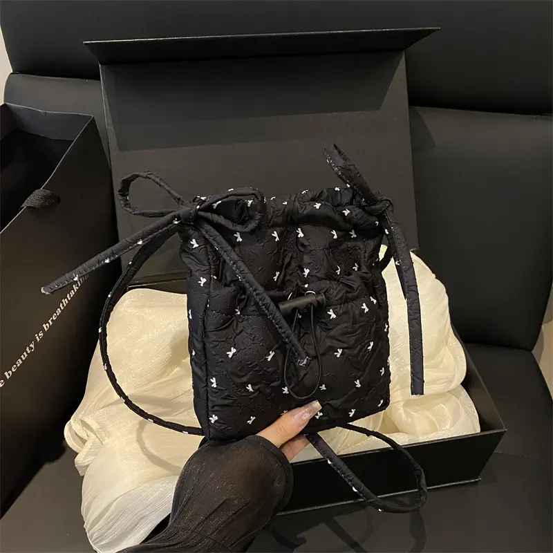 Girls Cute Bow Crossbody Bags Pleated Hobo Shoulder Bag Nylon Mobile Phone Pouch Women Nylon Sling Bag Casual Small Wallet