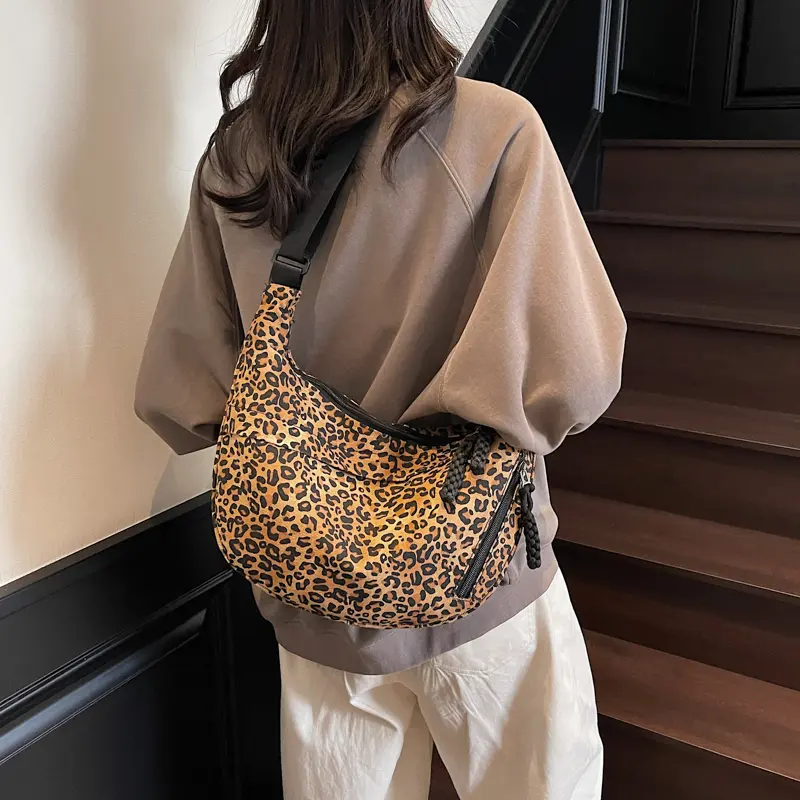 Nylon Crossbody Bags Multiple Pockets Dumpling Bag Large Capacity Casual Half Moon Shoulder Bags Solid Color Daily Travel Pack
