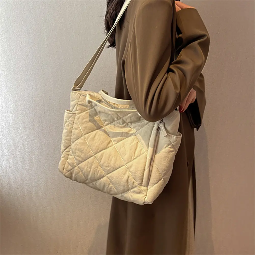 Cotton-padded Women's Shoulder Bas Autumn Winter Rhombic Lattice Quilted Handbags Large Capacity Solid Casual Soft Crossbody Bag