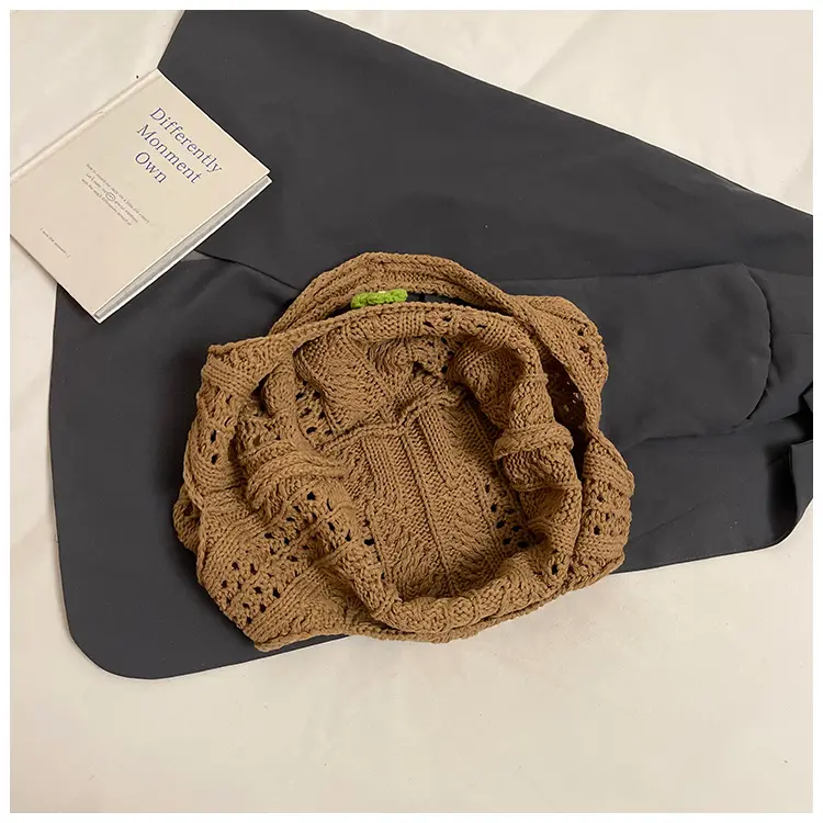 Women Wool Crochet Shoulder Bag Flower Knitting Aesthetic Causal Tote Handbag Ladies Underarm Pouch for Beach Summer Vacation