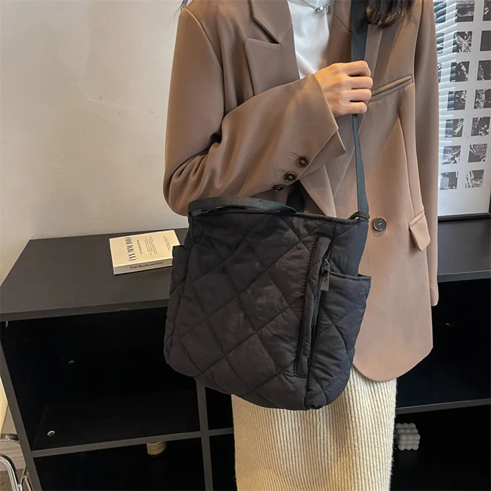 Cotton-padded Women's Shoulder Bas Autumn Winter Rhombic Lattice Quilted Handbags Large Capacity Solid Casual Soft Crossbody Bag