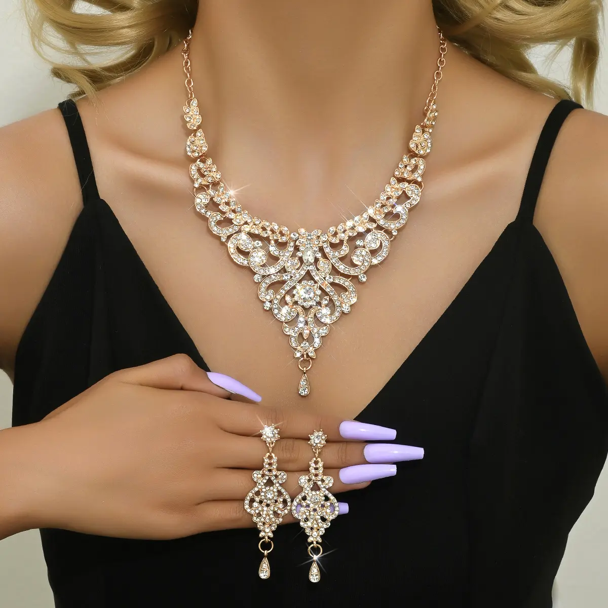 Design sense palace style jewelry set, high-end luxury rhinestone inlaid women's jewelry accessories