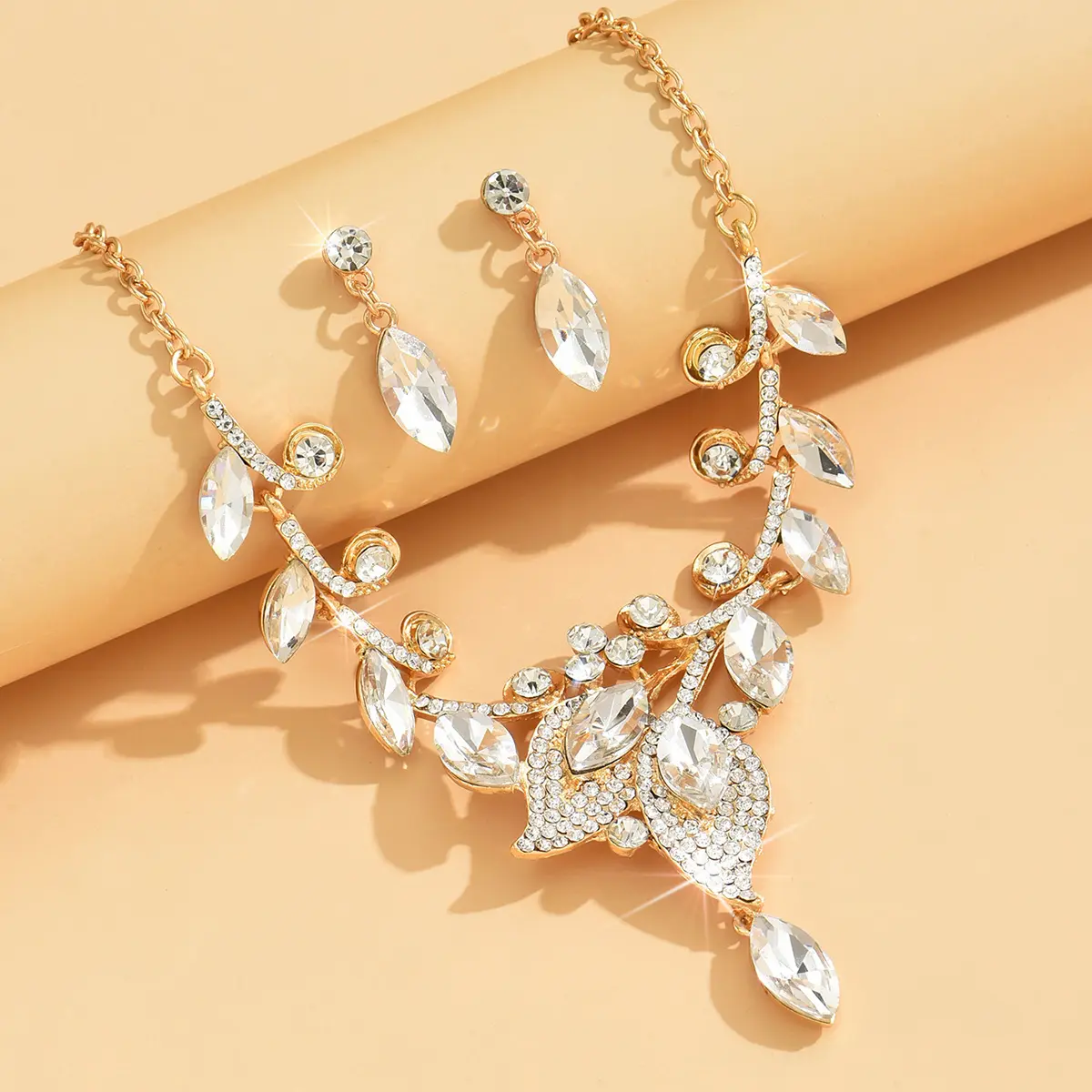 3PC Women's Fashion Flower Necklace Earrings Jewelry Set Suitable for Wedding, Party, Festival Gifts-8018