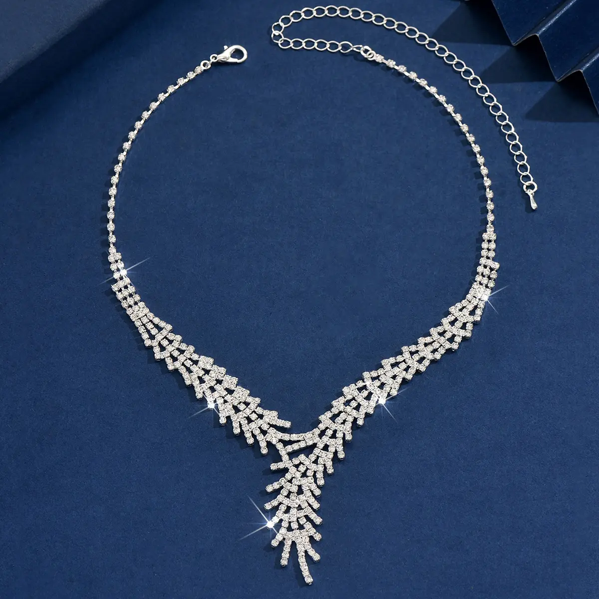 1PC Women's Fashion Trend Design Sense Tree Branch Pendant Necklace Jewelry Accessories Suitable for Date, Party, Festival Gifts
