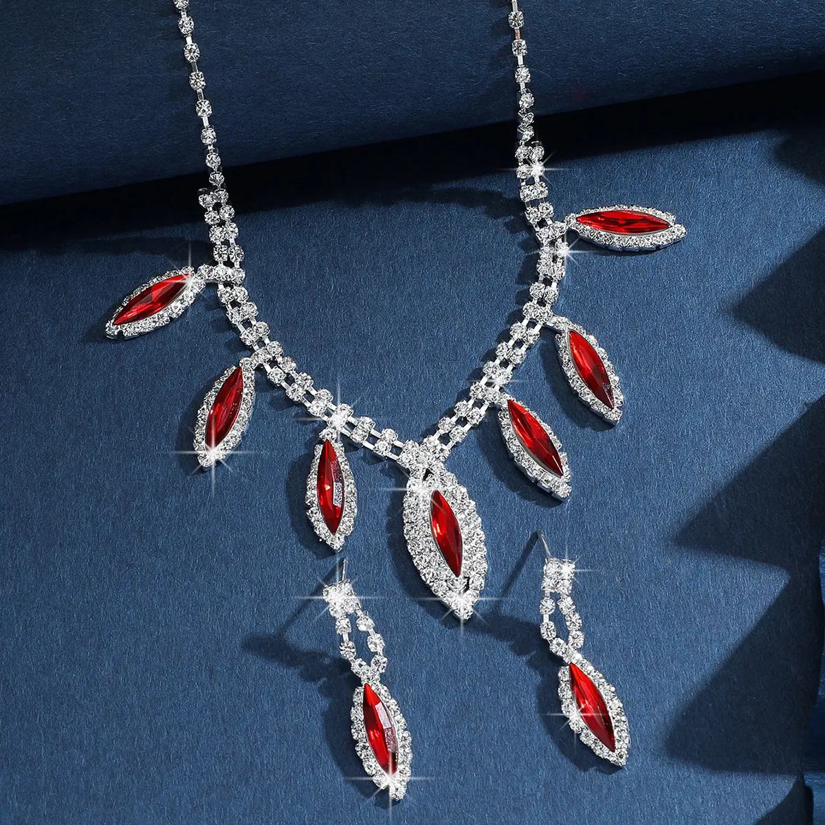 3PC Women's Fashion Geometric Necklace Earrings Jewelry Set Suitable for Wedding, Party, Festival Gifts