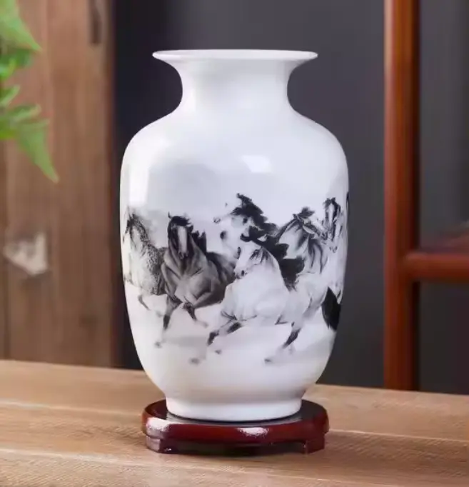 Jingdezhen Ceramic Vase Vintage Chinese Traditional Vases Home Decoration Animal Vase Fine Smooth Surface Furnishing Articles