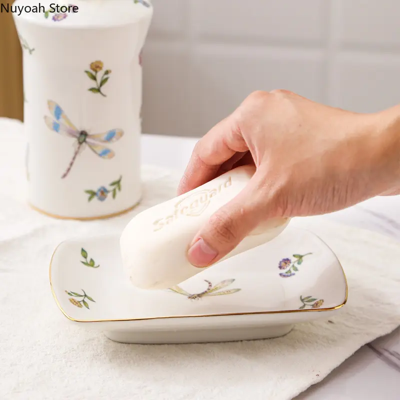Bathroom Supplies Ceramic Lotion Bottle Household Bathroom Five-piece Set European Style Light Luxury Bathroom Decoration