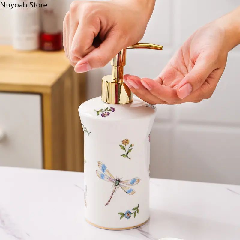 Bathroom Supplies Ceramic Lotion Bottle Household Bathroom Five-piece Set European Style Light Luxury Bathroom Decoration