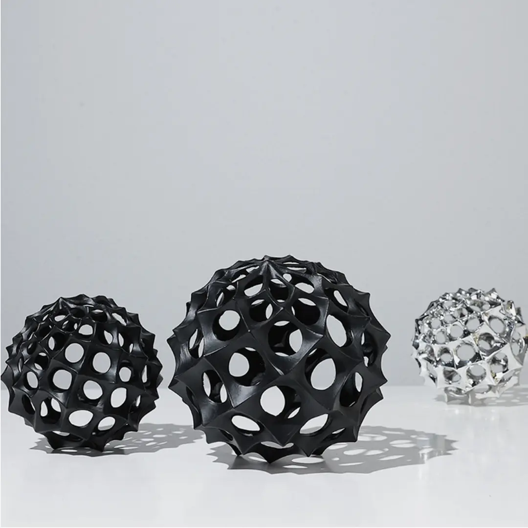 Simple Geometric Ornaments Hollow Spherical Creative Art Ornaments Home Living Room Accessories Metal Hollow Ball Ornaments