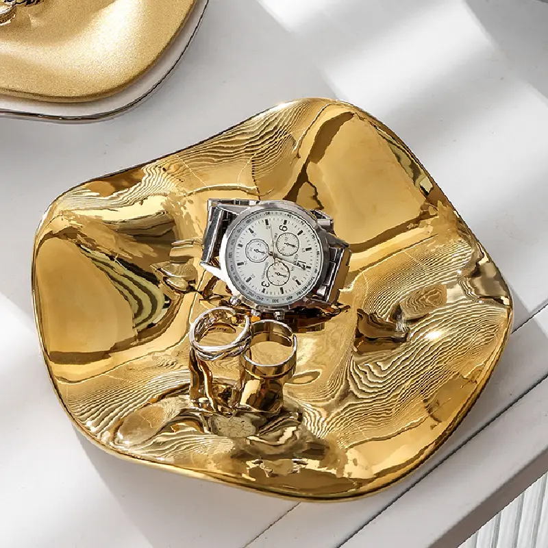 Wave Shaped Decorative Plate Ceramic Electroplating Irregular Jewelry Necklace Plate Light Luxury Corner Shaped Storage Tray