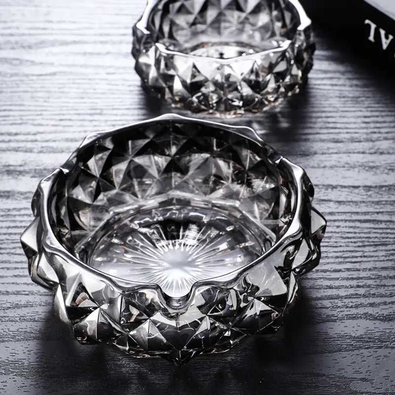 Grey/amber Diamond Crystal Glass Ashtray Transparent Grey Cigarette Case Convenient Cigarette Case Creative Round Ashtray