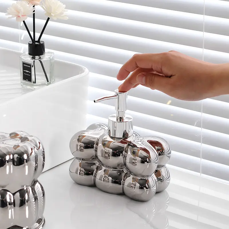 Luxury Bathroom Decoration Clouds Gargle Cup Emulsion Bottled Cotton Swab Box Washstand Ceramic Creative Bathroom Supplies