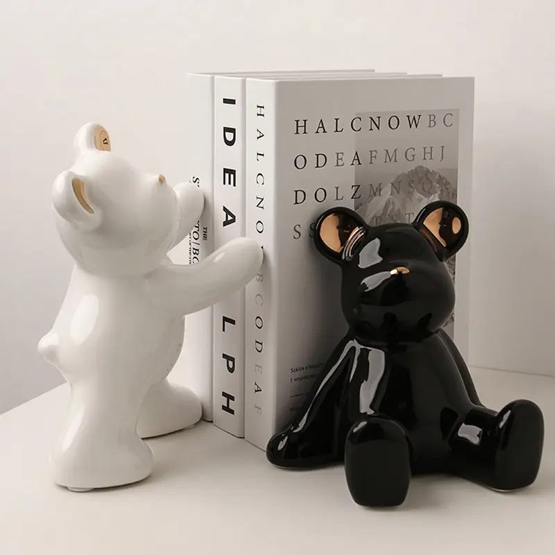 European light luxury fashion bear decoration modern simple soft decoration home accessories ceramic bookcase decoration