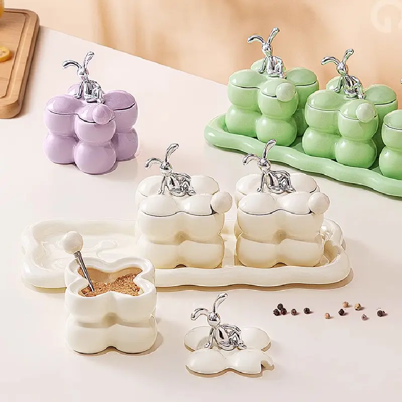 Creative Irregular Ceramic Seasoning Jar Rabbit Cover Storage Jar Seasoning Box Salt Oil Spice Storage Jar Kitchen Accessories