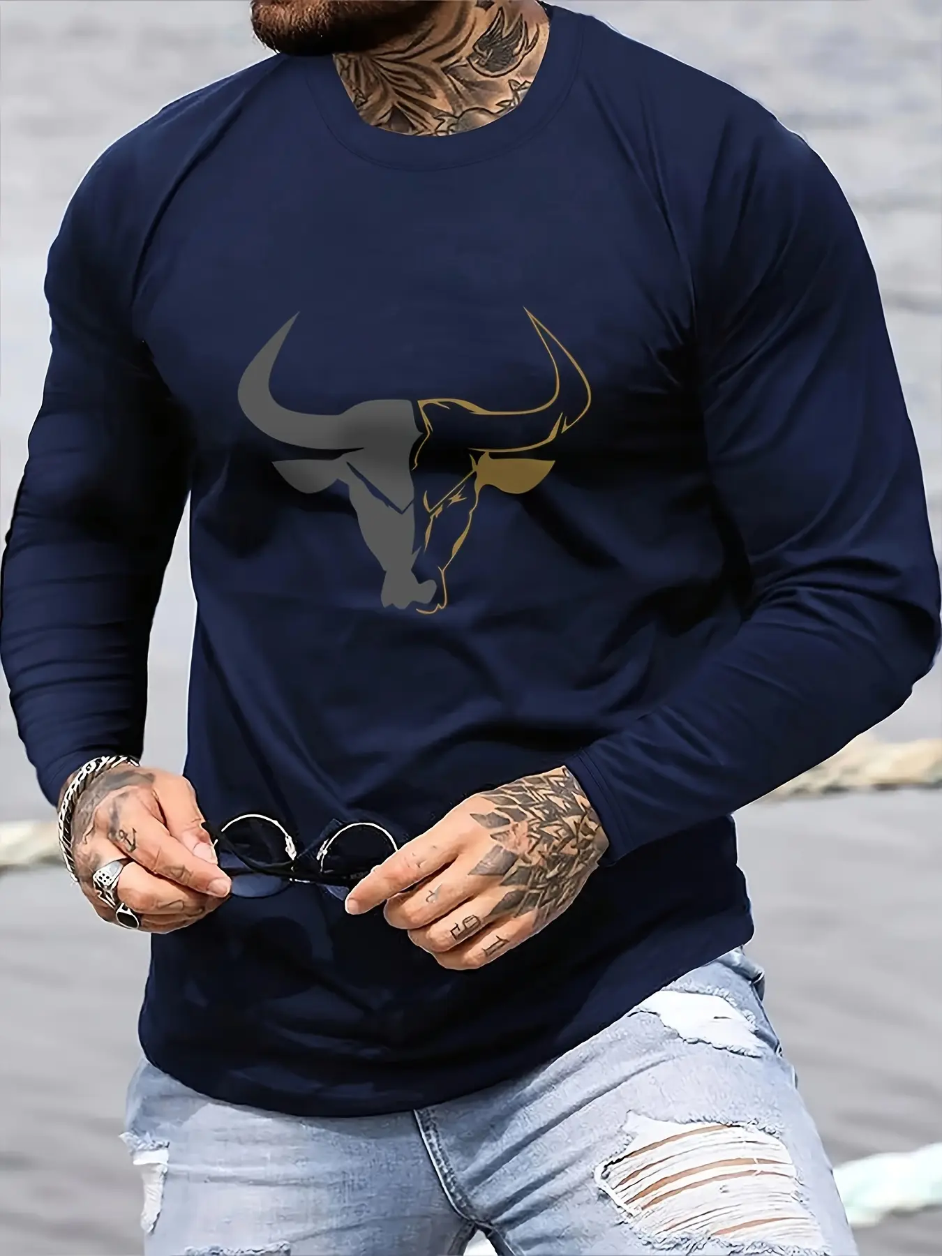 Men's 100% pure cotton loose fit plus size comfortable casual sports bull pattern printed round neck long sleeved T-shirt top
