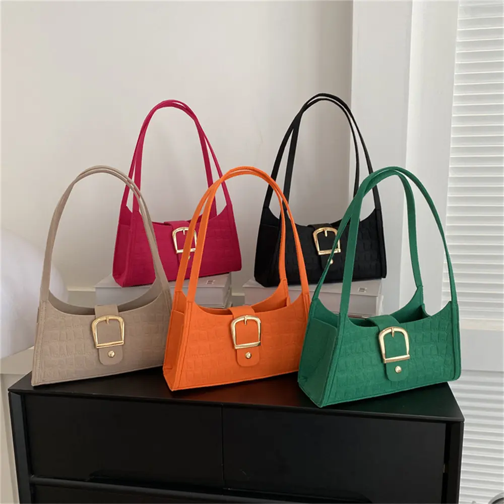 Autumn Winter New Trendy Handbag Casual Fashion Shoulder Bag Underarm Bag Felt Ladies  Retro Phone Clutch Purse Hot Sale