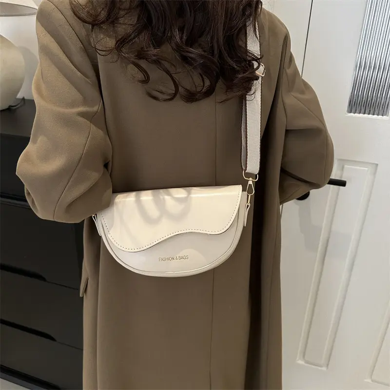 Women Vintage Solid Color Flap Small Saddle Shoulder Underarm Bag Fashion PU Leather Wide Strap Crossbody Bag， A-DH