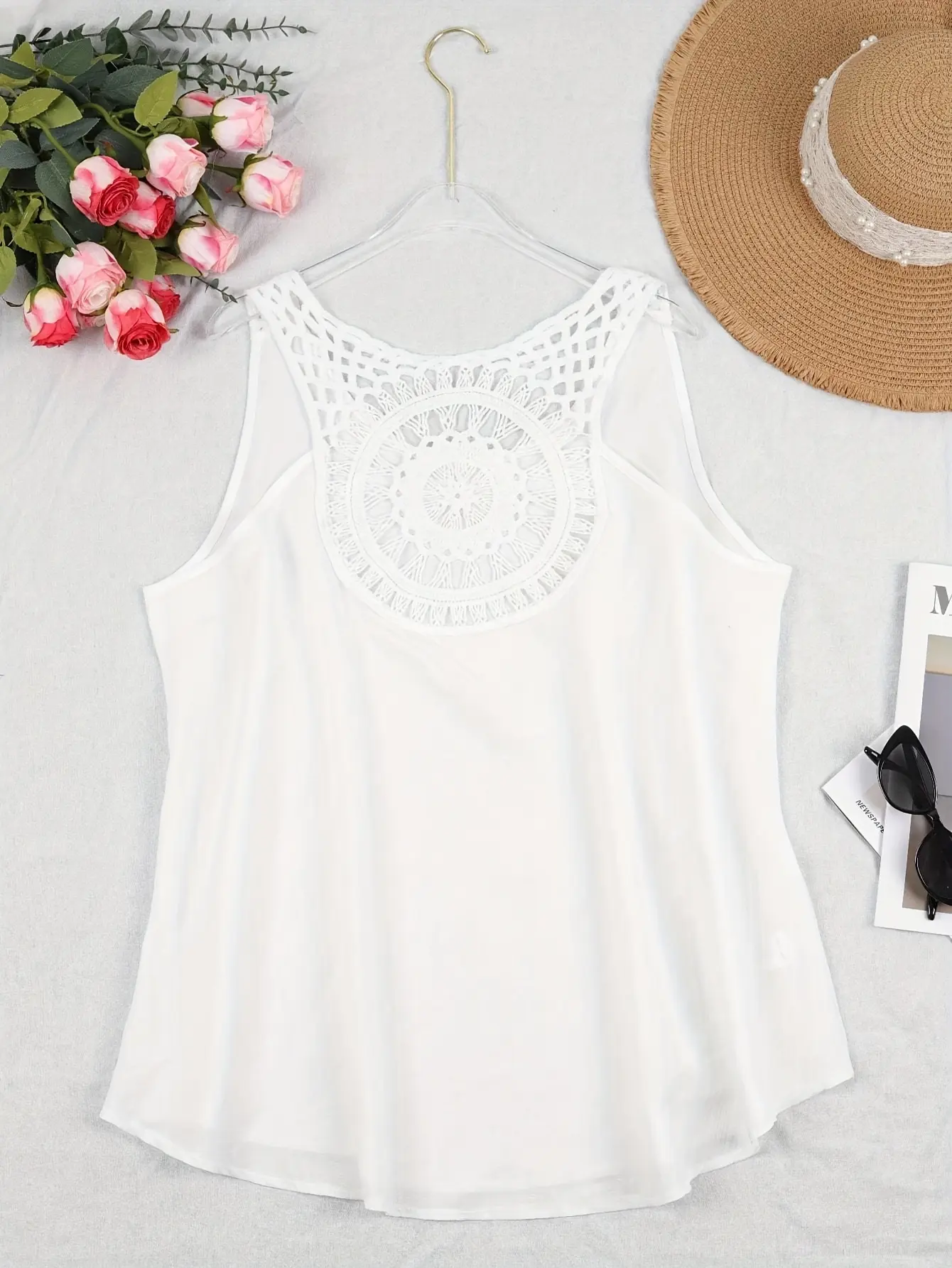 Plus Size 1XL-5XL Women's Elegant Floral Lace Back Sleeveless Tank Top Women Fashion Solid Color Camisole Vest
