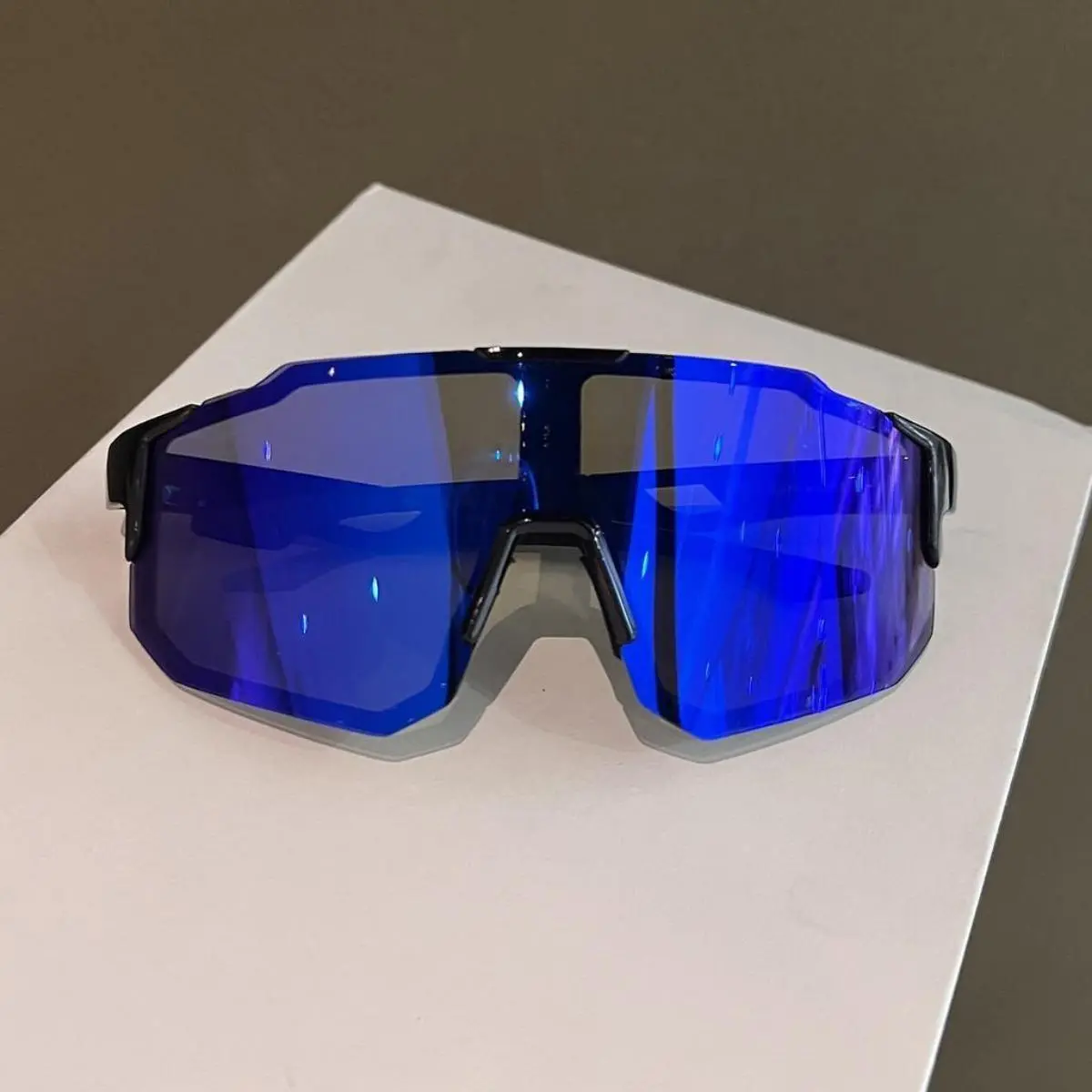 Cycling Sunglasses Large Frame UV400 Shades UV Protection Outdoor Sports Windproof Anti-Ultraviolet Hiking Climbing Goggles