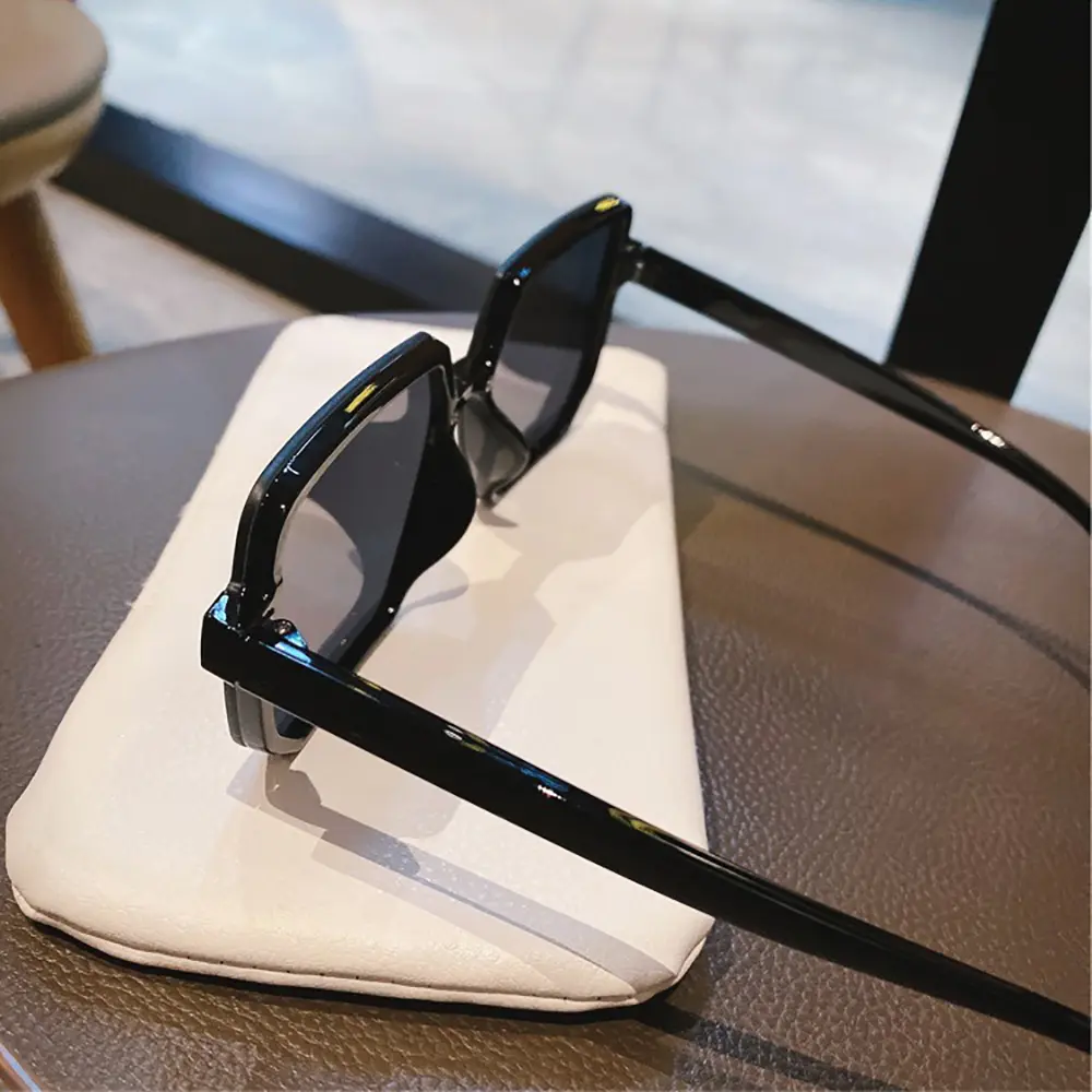 2025 New Anti-ultraviolet Women's Sunglasses Shade Driving Sunglasses Korean Version of The Trend Retro Sun Glasses Women