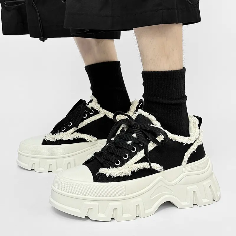 Men's Canvas Shoes 2025 New Summer Low Cut Height Increasing Thick Soled White Shoes Soft Soled Lace Up Casual Shoes Students