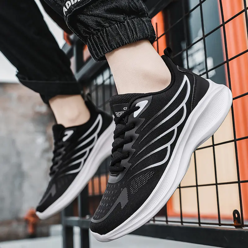 Men's Breathable Sports Shoes Mesh Casual Fashion Versatile Trendy Men's Shoes Summer Running Shoes Suitable for Outdoor Sports
