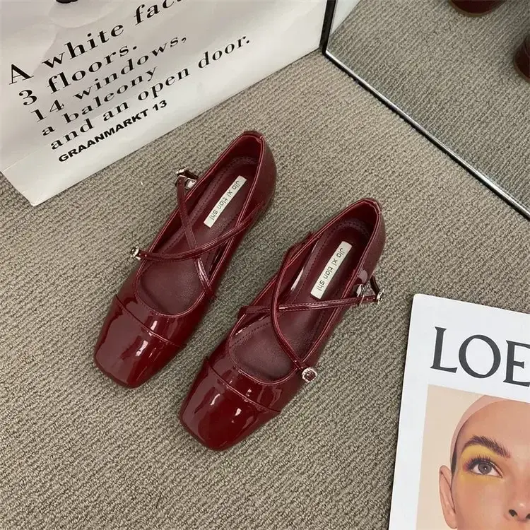 Medium Heeled Mary Jane Single Shoes New Women Shoes Retro Thick Heeled Ballet Shoes Cross Buckle Shallow Soft Sole Shoe 2025