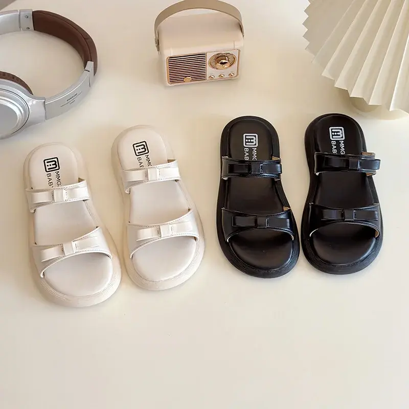 2025 Children Sandals for Girls Summer New Fashion Korean Style Soft Sole Anti-slippery Versatile Princess Bowtie White Slippers