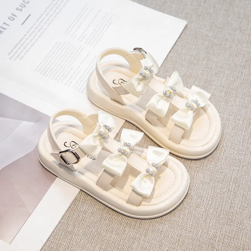 Children Retro Rhinestone Sandals Girls Hollow-out Princess Sandals with Bow-knot Kids Summer Beach Shoes Ethnic Style Soft Sole