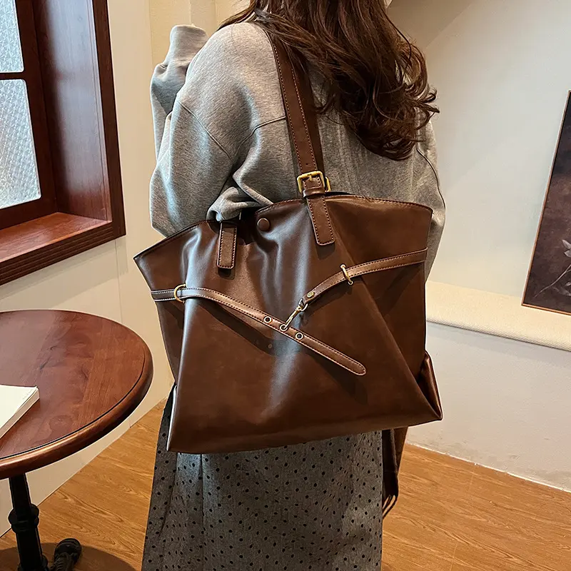 French Style Winter Women Shoulder Bag 2025 Y2K Lady Ita Bag Vintage Female Commuting Handbags Travel Tote Bags Clutch Purse