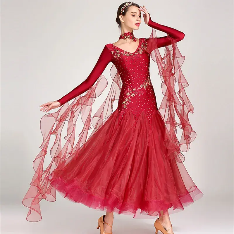 White Ballroom Dress Long Sleeves Waltz Dresses For Ballroom Dancing Foxtrot Dance Dress Standard Ball Dress Sequins Dance Wear
