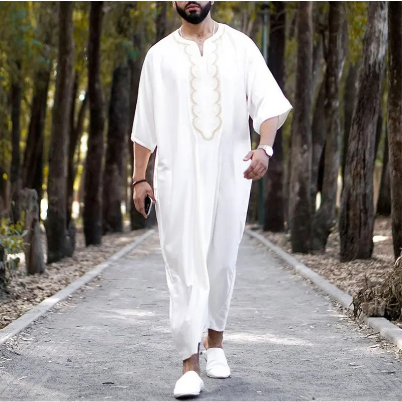 Printed men's Muslim clothes Middle Eastern Men's Arab Robe Loose V-neck Short Sleeved Printed Men's Muslim Clothing Islamic