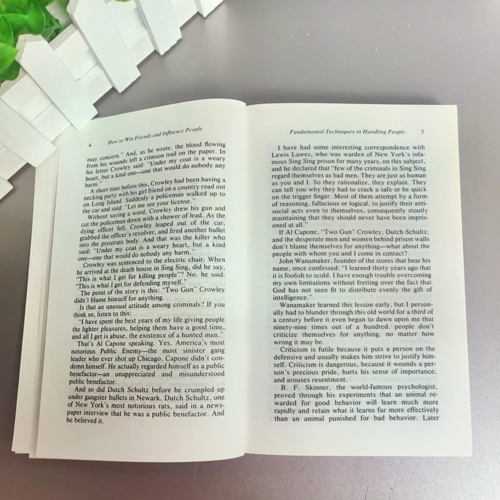 How To Win Friends & Influence People By Dale Carnegie Interpersonal Communication Skills Self-Improvement Reading Book