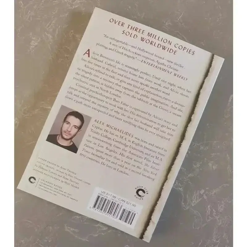 The Silent Patient by Alex Michaelides Paperback English Novel Bestseller Book