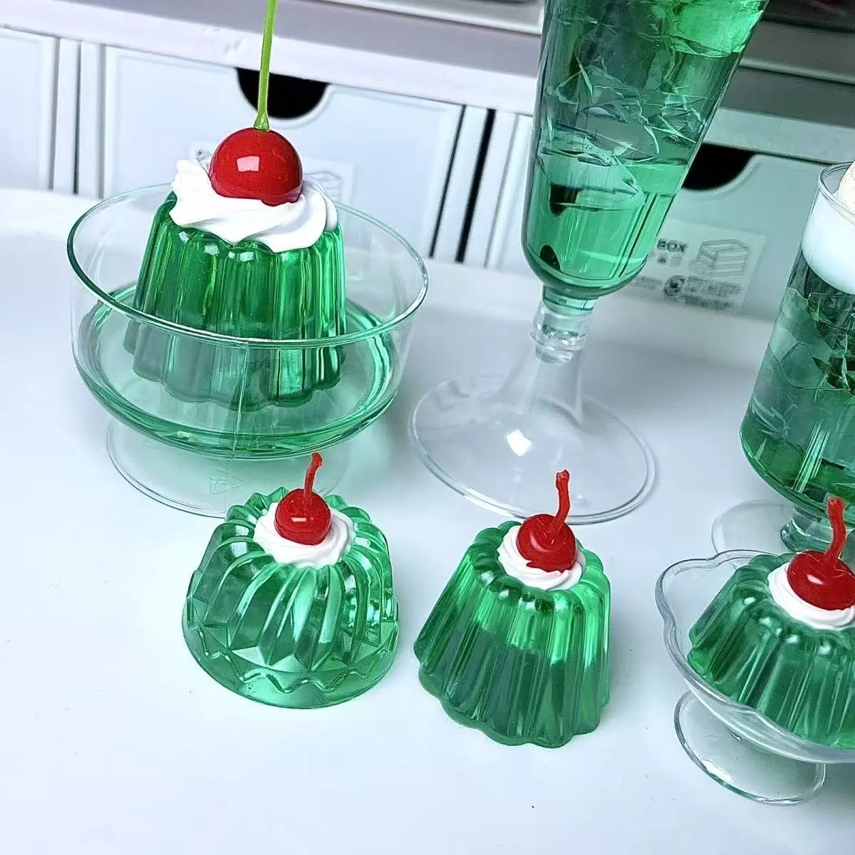 Showa Style Tea Ornaments Ancient Honeydew Melon Soda Jelly Cute Girl Dripping Glue Finished Product 2D Photo Props Green