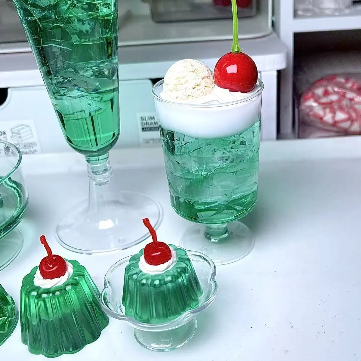 Showa Style Tea Ornaments Ancient Honeydew Melon Soda Jelly Cute Girl Dripping Glue Finished Product 2D Photo Props Green